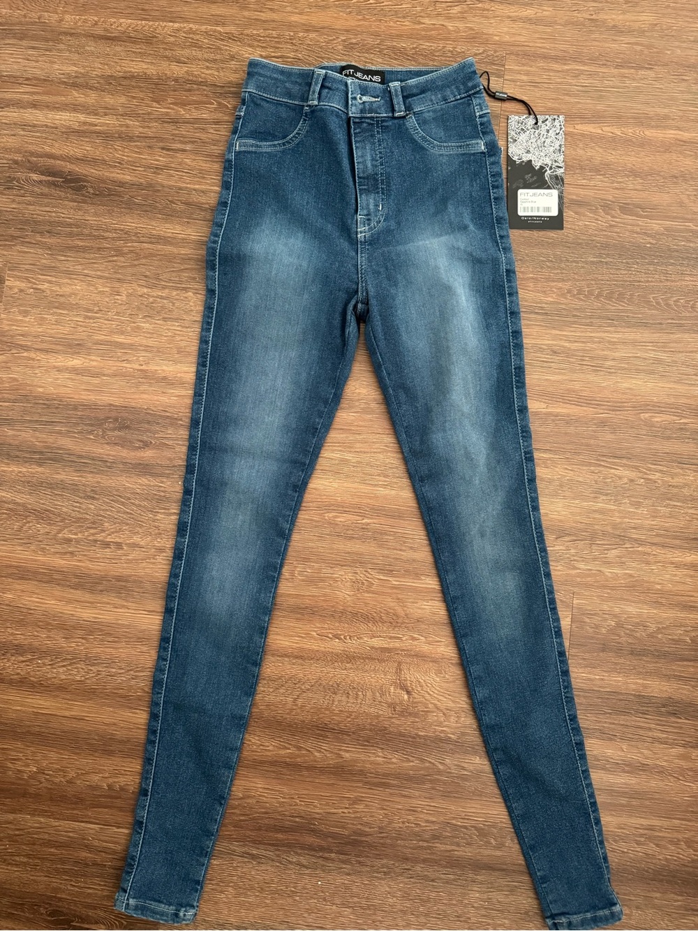 FITJEANS Women's Skinny Jeans in Dark Blue